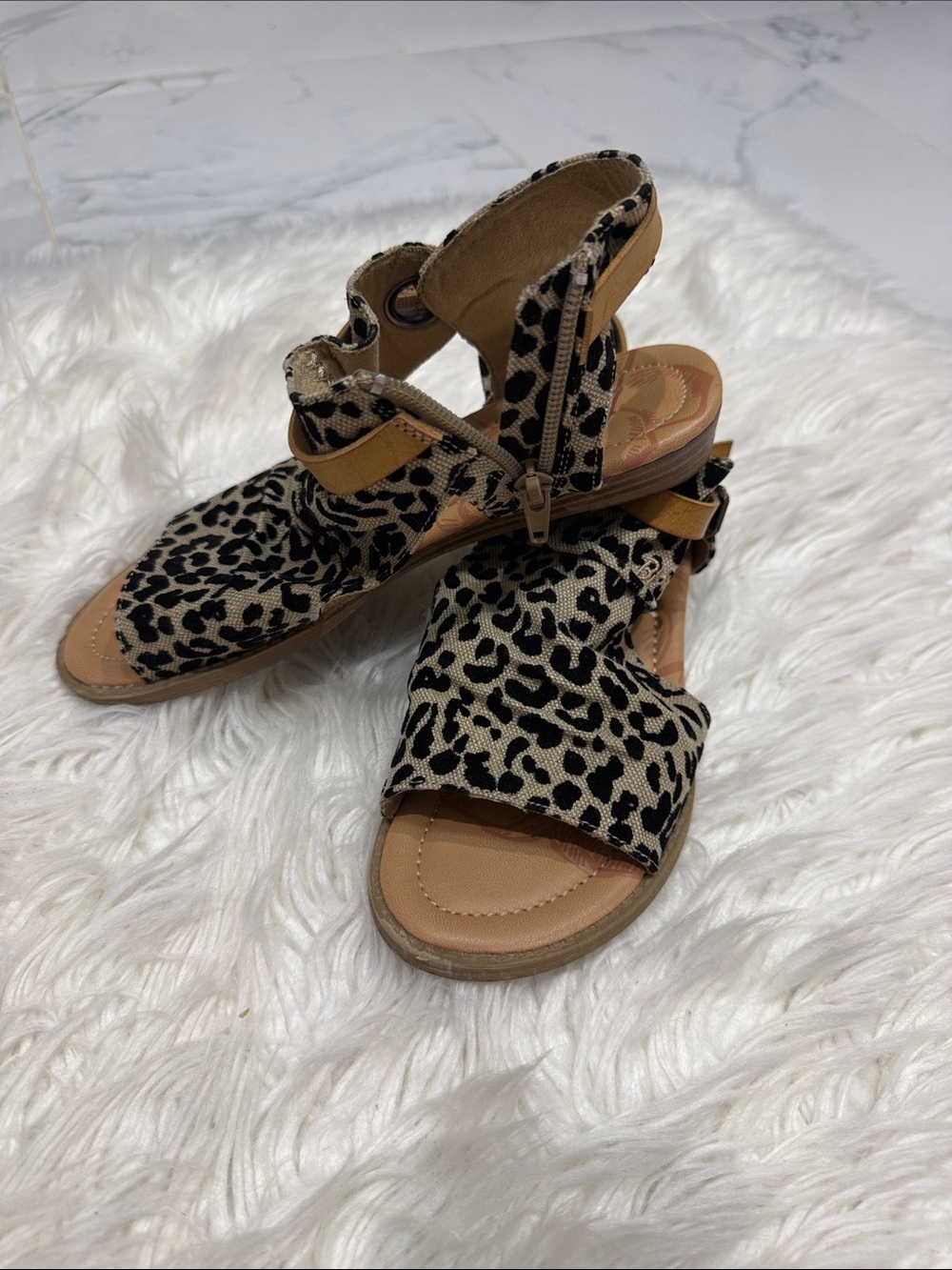 Blowfish Leopard Print Strappy Open-Toe Sandals - Black & Tan
